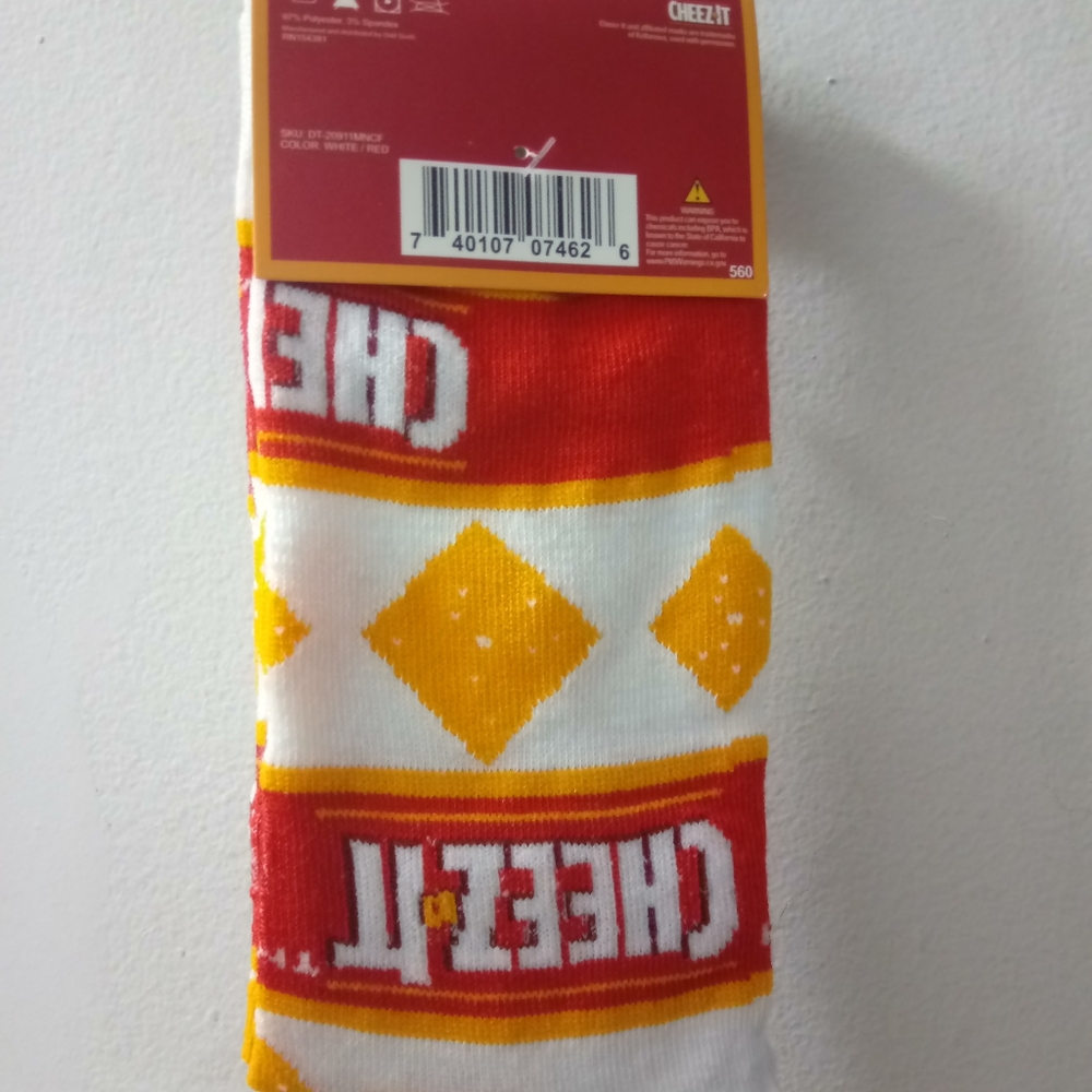 🚨 SOLD OUT🚨Cheez-It, Socks, Crew Style, Size Fits Men's 6-12, Color White, - Picture 4 of 6